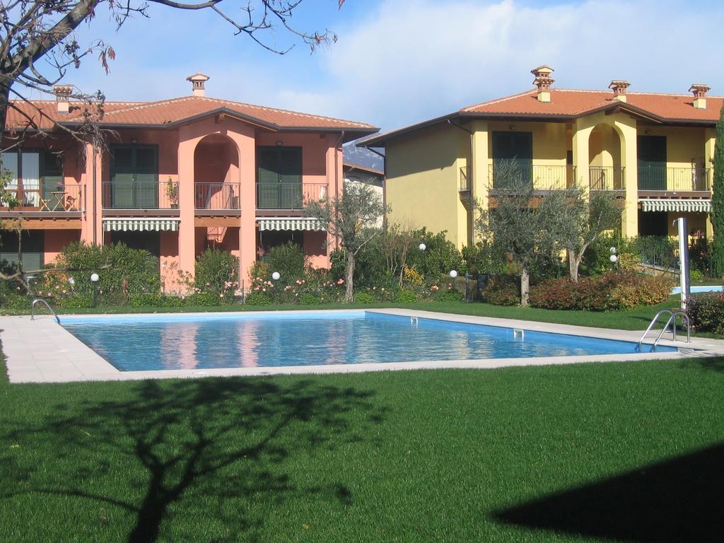 Casa Vacanze Serraglie Raffa Kültér fotó