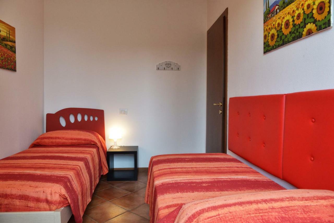 Casa Vacanze Serraglie Raffa Kültér fotó